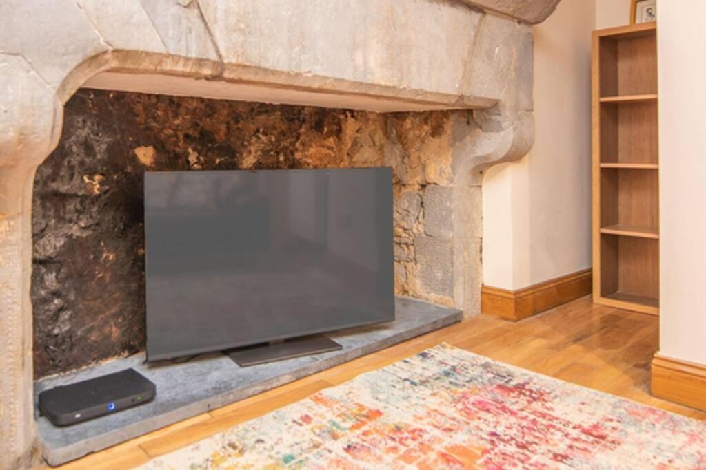 Latin Quarter Luxury Appartement Galway Buitenkant foto
