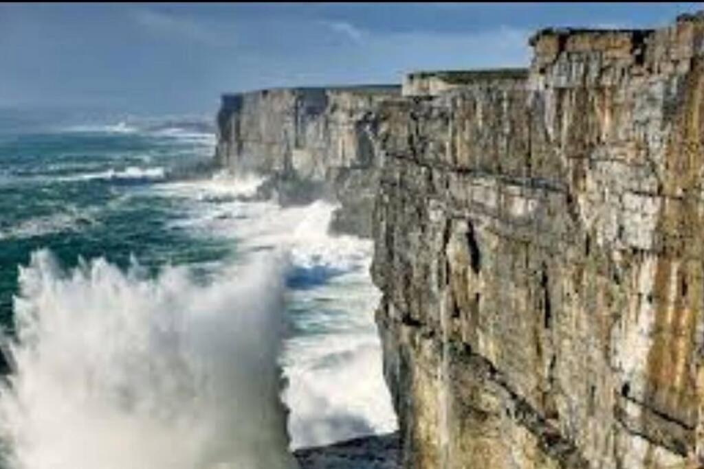 Latin Quarter Luxury Appartement Galway Buitenkant foto